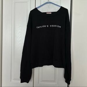 TAYLORS VERSION BLACK KNIT SCOOP NECK
SWEATER SIZE LARGE